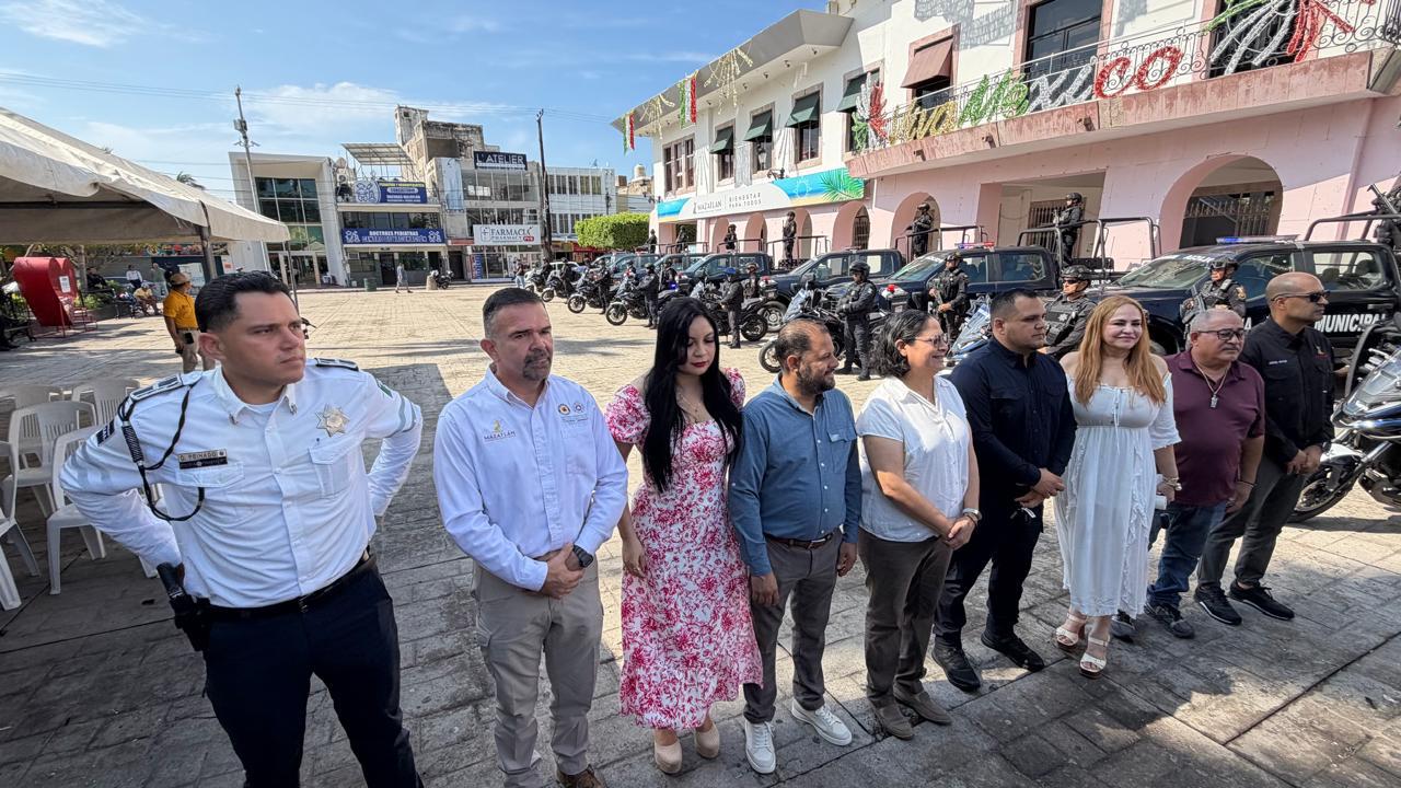 $!Refuerzan seguridad en Mazatlán con 19 millones de pesos en patrullas y uniformes