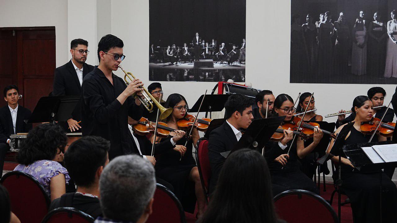 $!Rodolfo el Reno, Feliz Navidad, Jingle Bell Rock y varios temas más serán interpretados en este concierto navideño.