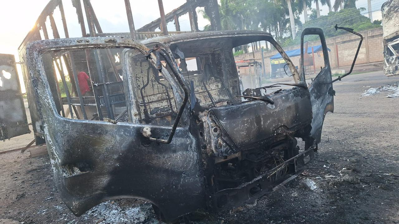 $!Vive Culiacán la tarde del jueves tensión tras enfrentamiento y bloqueos