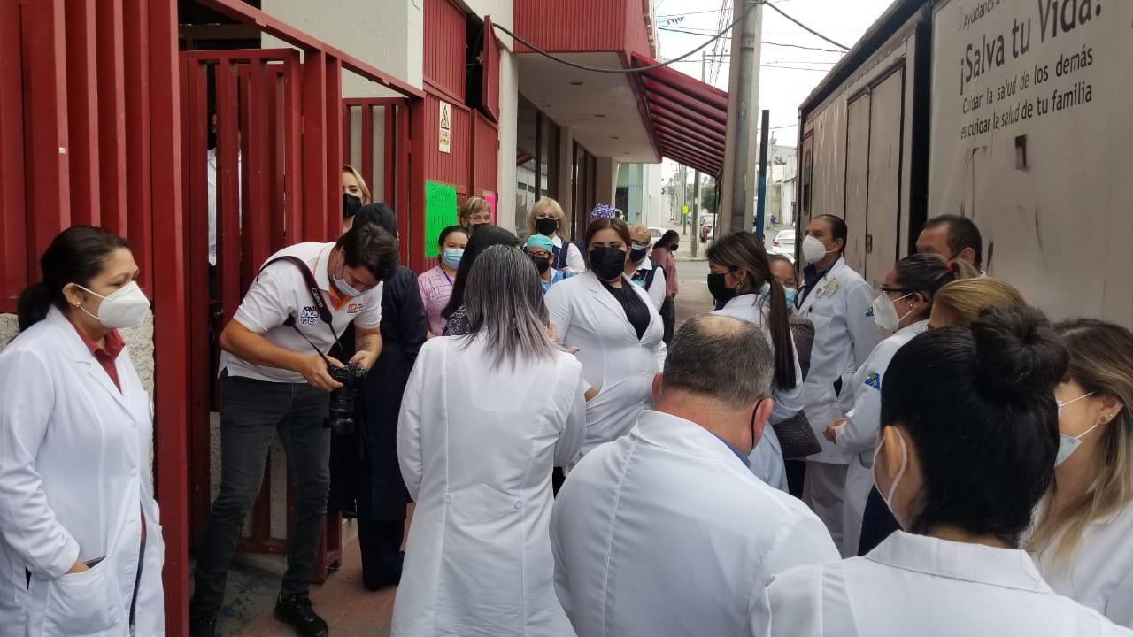 $!Trabajadores del Centro de Salud de Culiacán exigen la vacuna contra el Covid-19