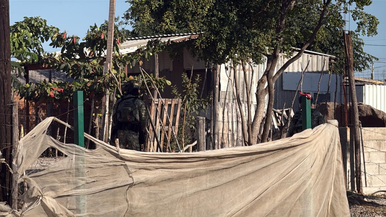 $!Atacan a balazos a una persona en canchas de futbol en Infonavit Barrancos, en Culiacán