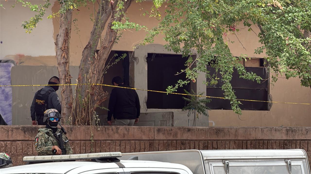 $!Hallan a dos personas asesinadas dentro de un edificio abandonado en el sector Bonanza, en Culiacán