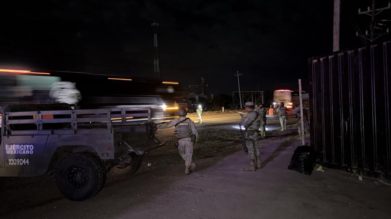 $!Dejan otro cadáver envuelto en la carretera Culiacán-Mazatlán, en tramo a Eldorado