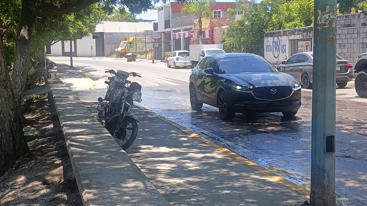 $!Alcantarilla arroja aguas residuales al arroyo Buñigas en Escuinapa