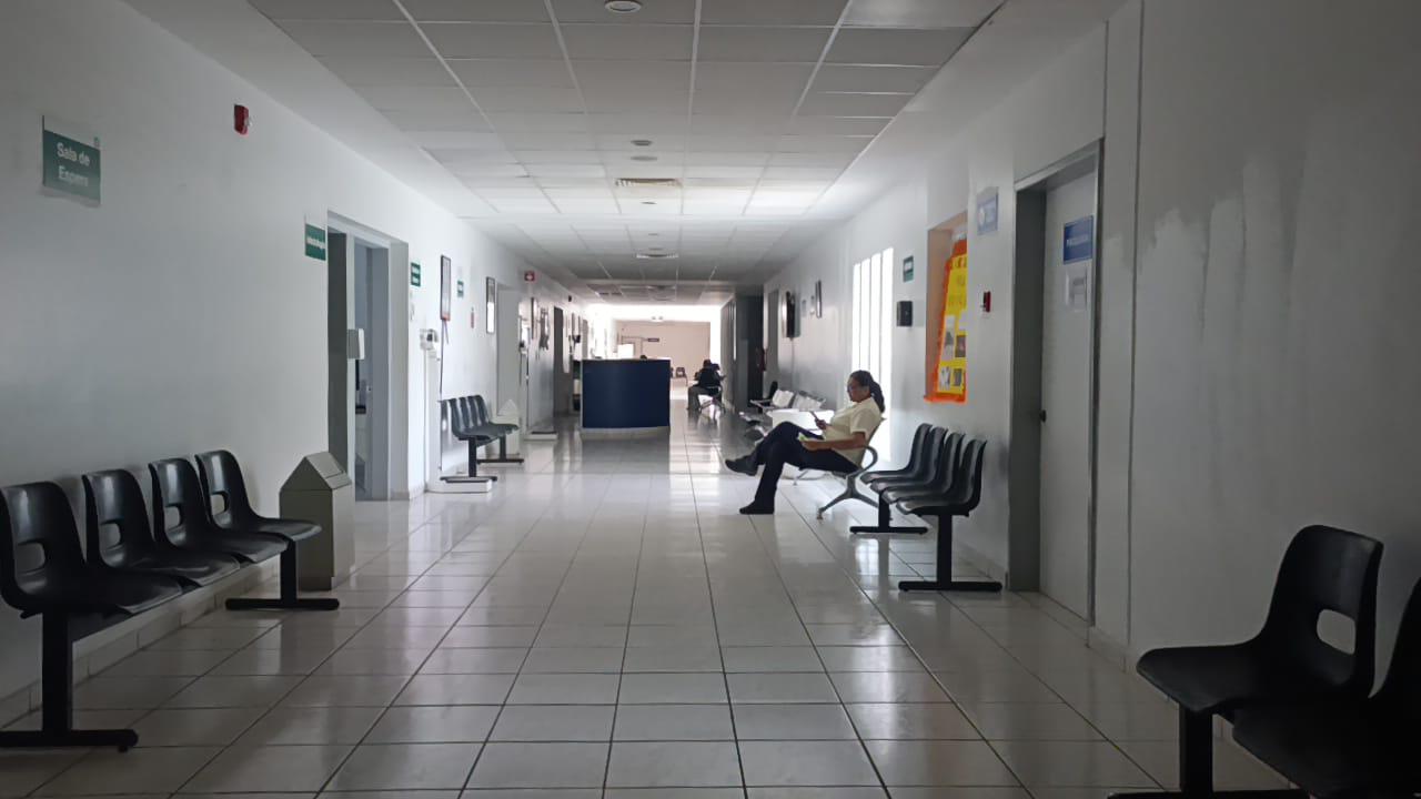 $!Hospital IMSS Bienestar de Escuinapa con más de 36 horas sin electricidad