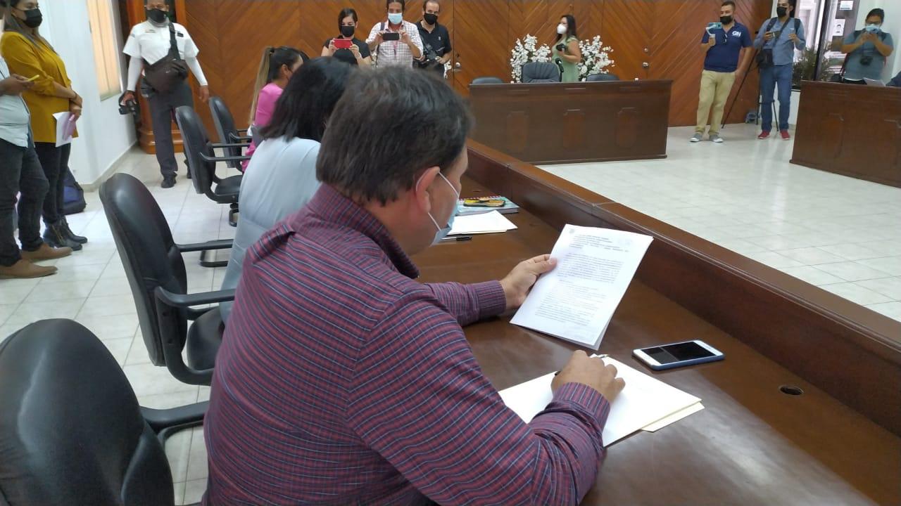 $!Este jueves se realizó una reunión en Cabildo sin la presencia del Alcalde.
