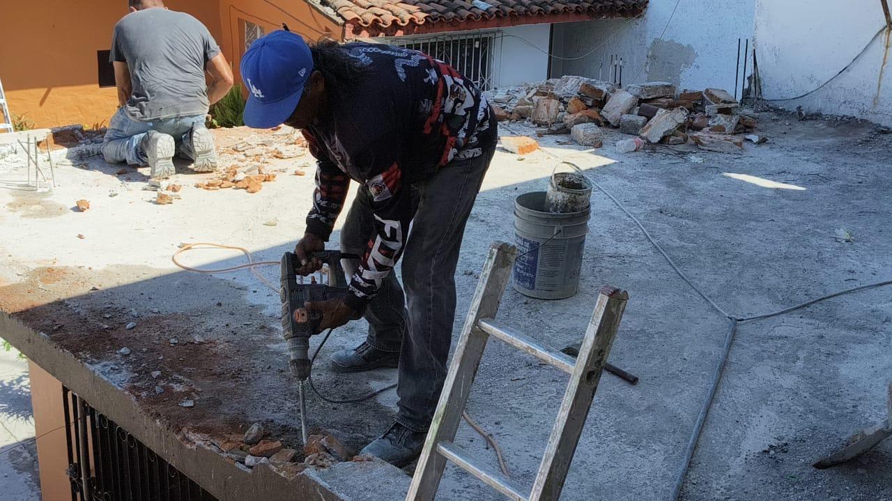 $!La promesa de un mejor techo para su madre marcó el destino de Marco Antonio como albañil en Rosario