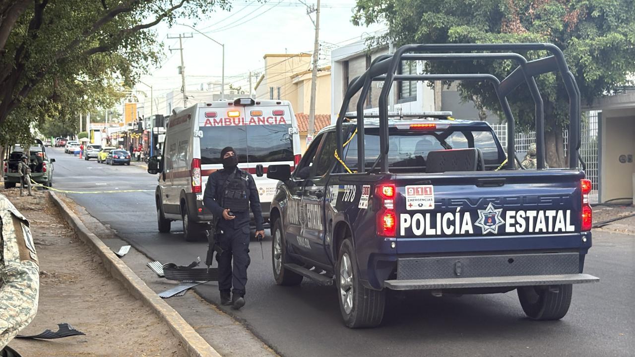 $!Mujer resulta herida tras fuerte explosión en la colonia La Campiña, en Culiacán