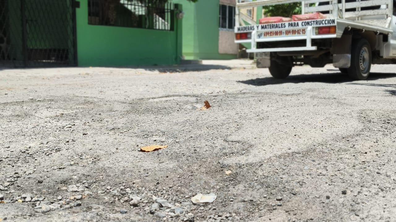 $!Lamentan vecinos malas condiciones de calle Baluarte en la cabecera de Rosario