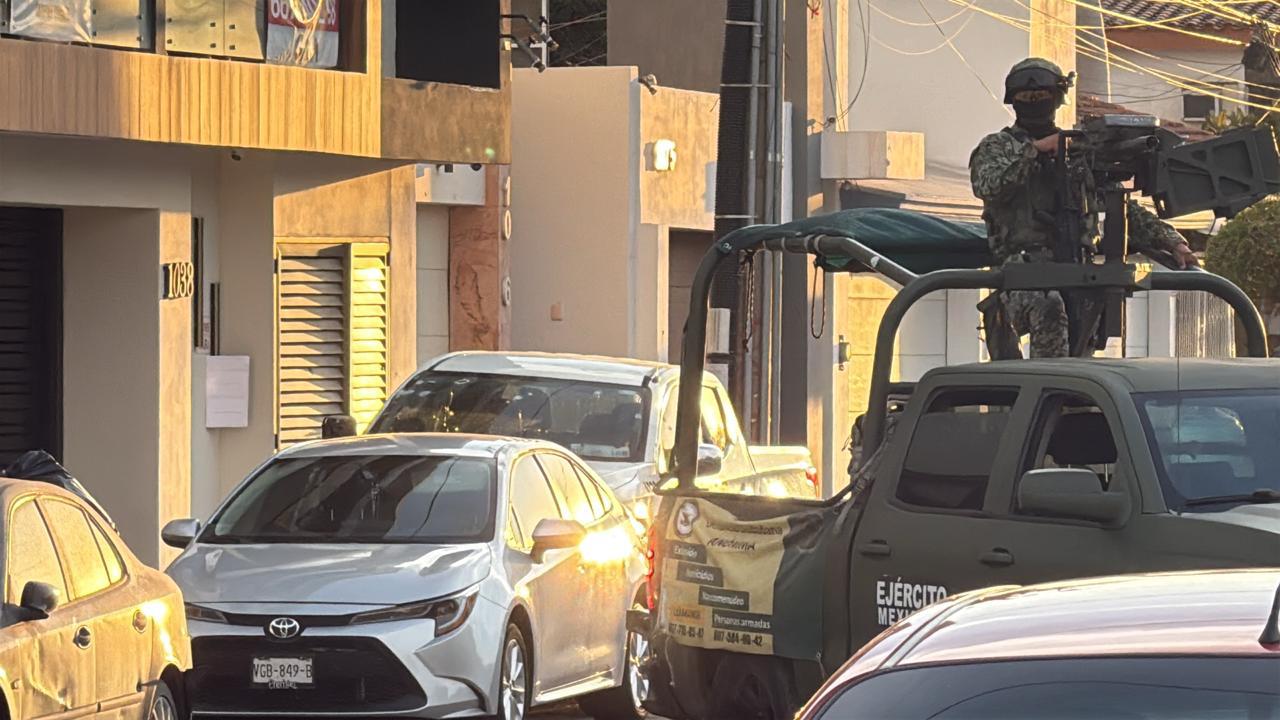 $!Asesinan a una persona dentro de camioneta del Ayuntamiento de Culiacán, en el sector Villa Universidad