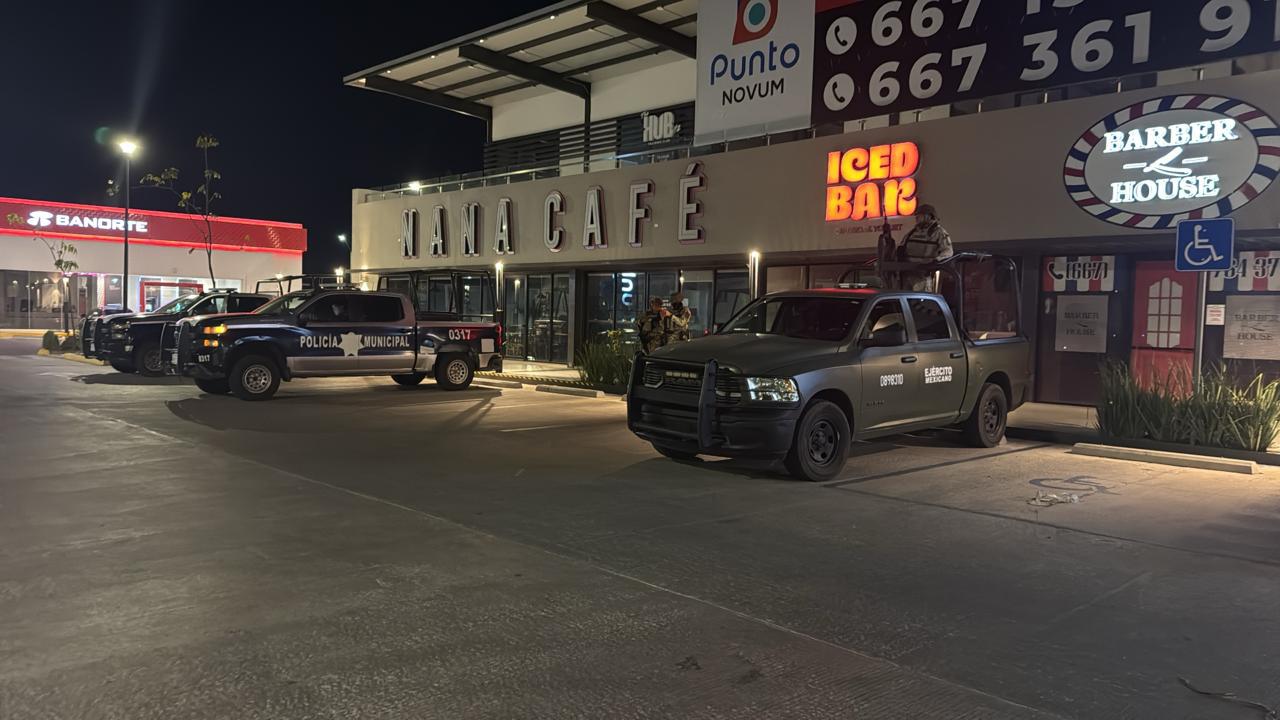 $!Balean a hombre en plaza comercial del sector Valle Alto, en Culiacán