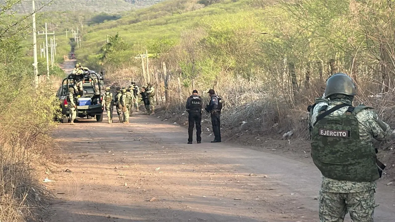 $!Hallan a un hombre asesinado en un camino de terracería en la periferia oriente de Culiacán