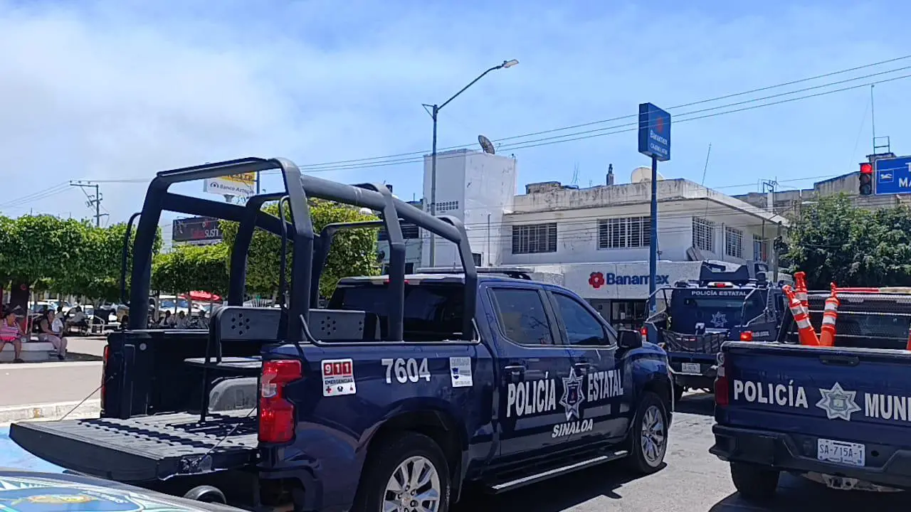 $!Policías municipales de Escuinapa suman seis días en paro y promesa estatal aún no ha llegado