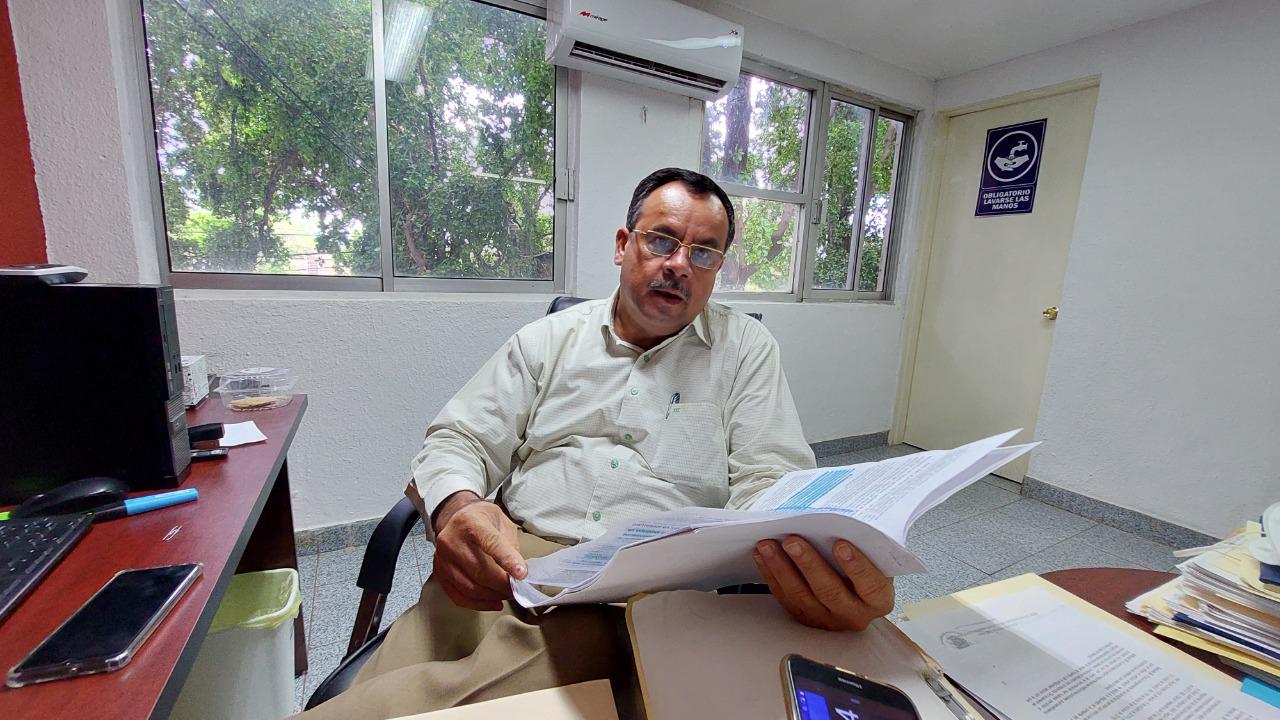 $!Conrado López Zavala, director Jurídico de la Comuna.