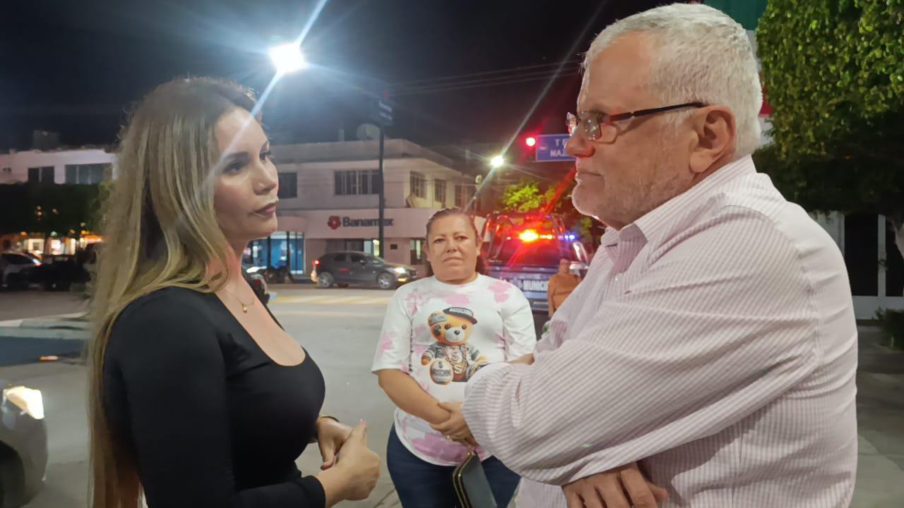 $!Por mal estado de las calles, ciudadana enfrenta a Alcalde de Escuinapa