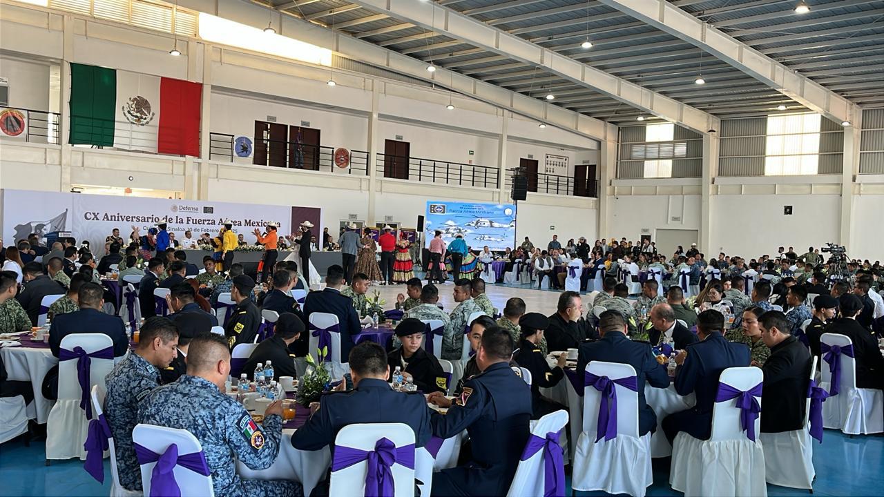 $!Autoridades celebran el 110 aniversario de la Fuerza Aérea Mexicana