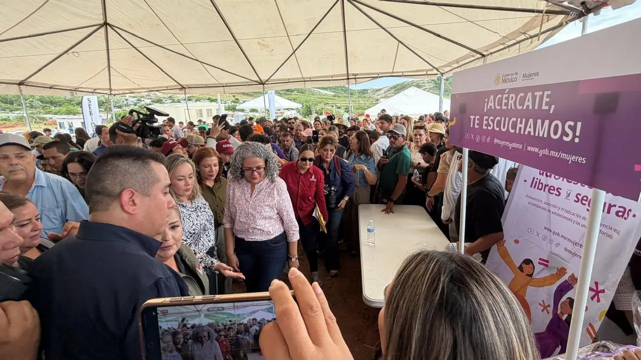 $!Entrega Gobierno de Sinaloa 60 lotes con servicios a familias desplazadas por la violencia en Mazatlán
