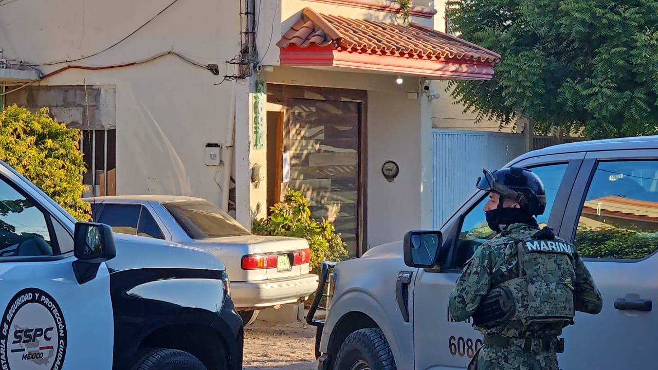 $!Catean dos domicilios de manera simultánea en diferentes sectores de Culiacán