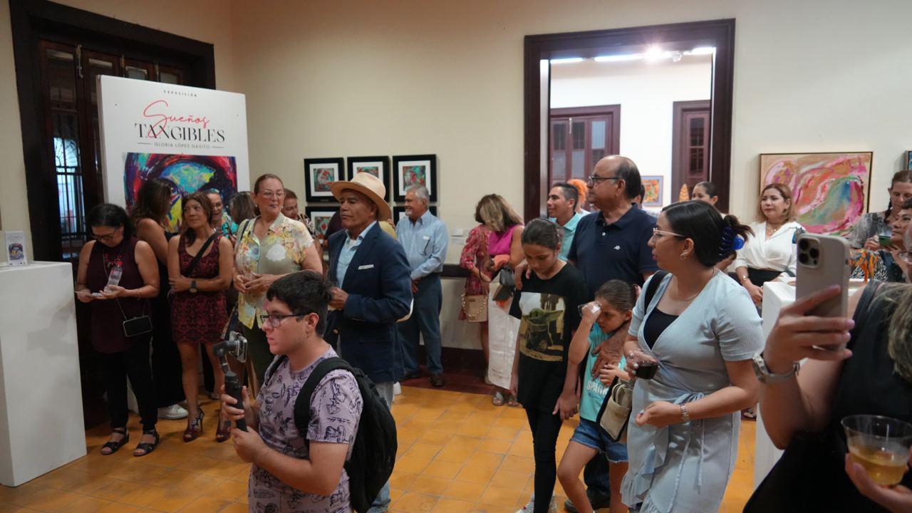 $!Entre la alegría y meditación confluyen los ‘Sueños tangibles’, de Gloria López Gavito