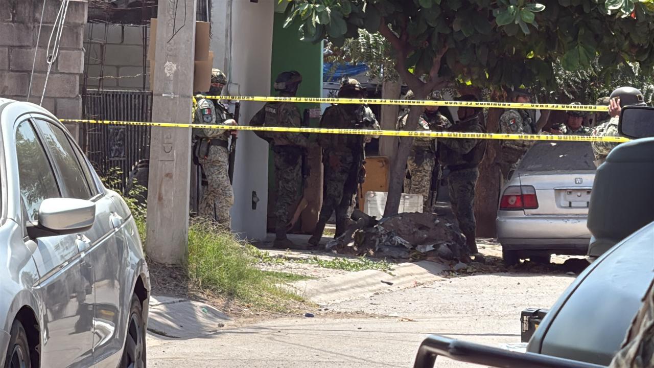 $!Asesinan a balazos a un hombre dentro de un domicilio en Santa Rocío, en Culiacán