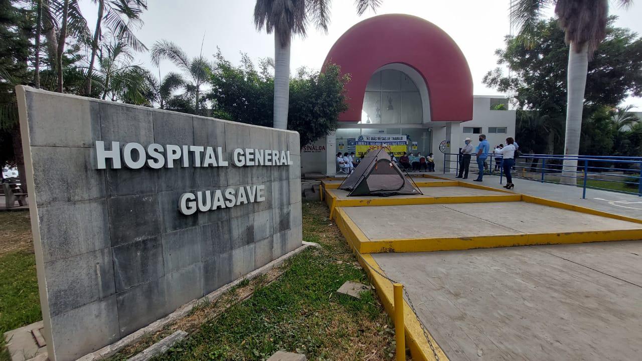$!Respuesta del Gobernador no le gustó a trabajadores de Salud y extienden paro en Hospital General de Guasave
