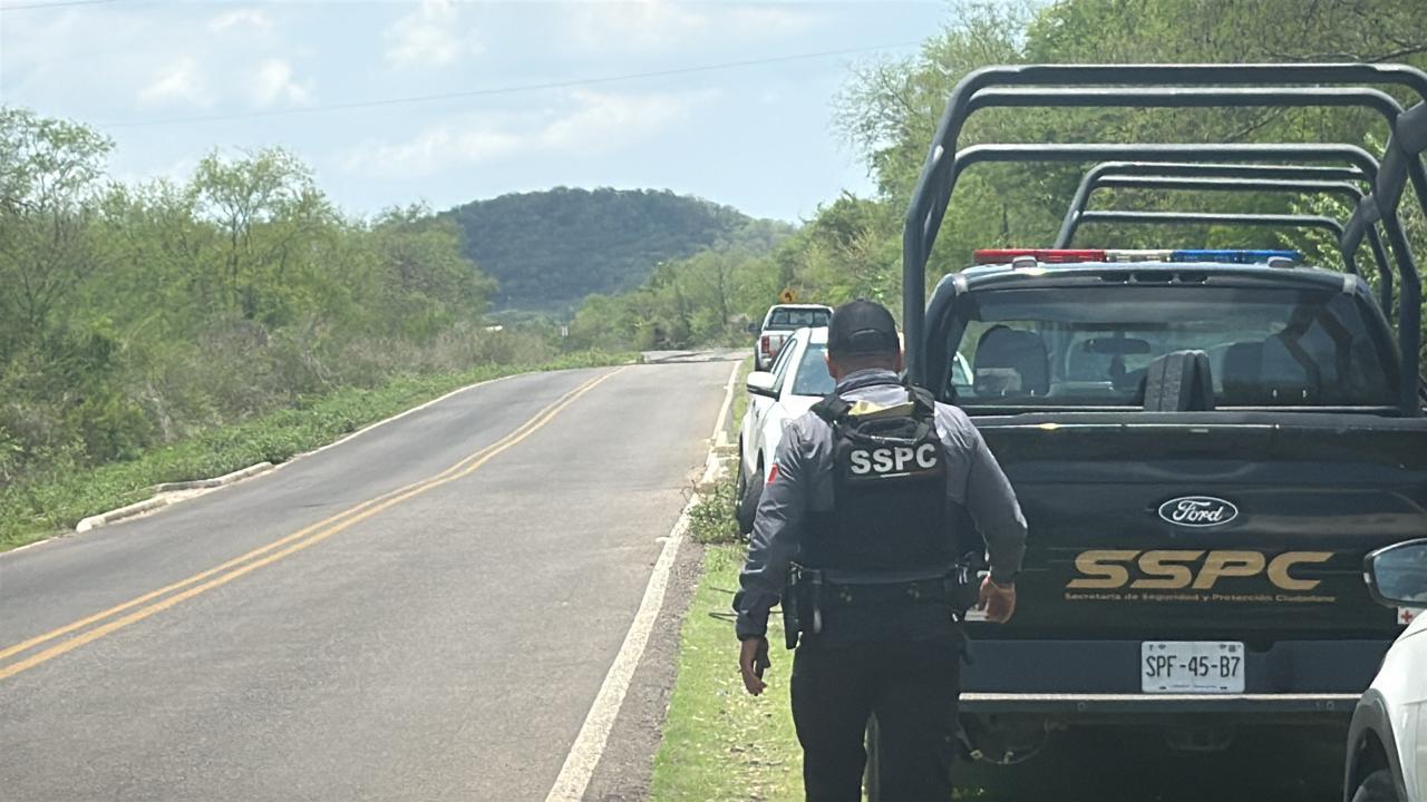 $!Hallan a un hombre asesinado y dos bultos bajo investigación en Tepuche, Culiacán