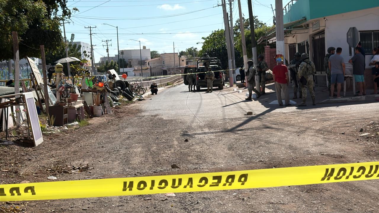 $!Hieren a balazos a un hombre tras persecución en la Agustina Ramírez, en Culiacán