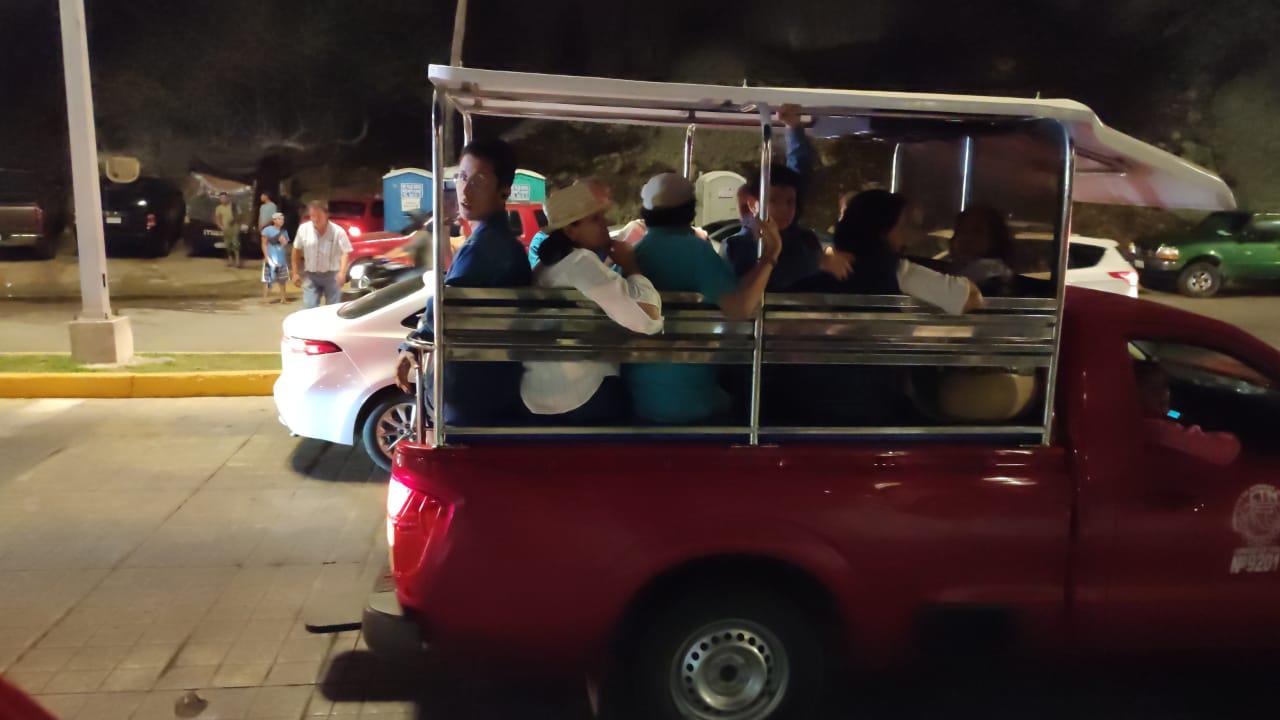 $!Así vivió Mazatlán la noche del Domingo de Pascua