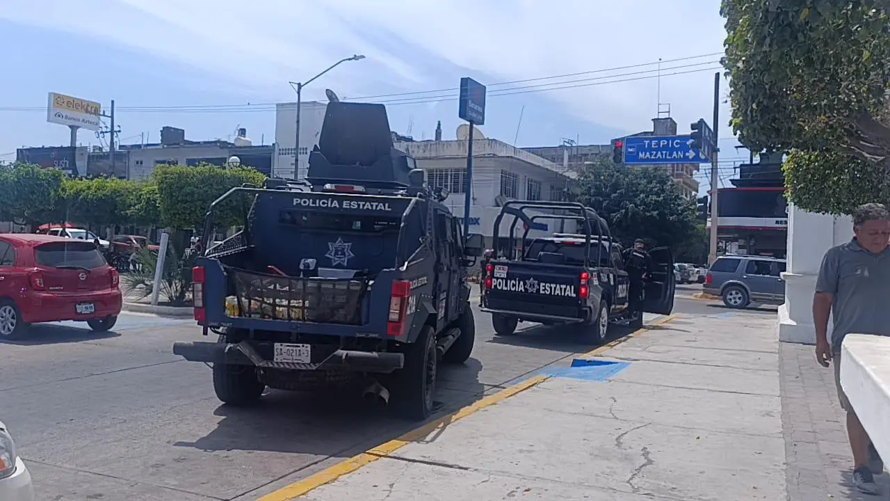 $!Amanece Escuinapa con sobrevuelos de helicópteros militares