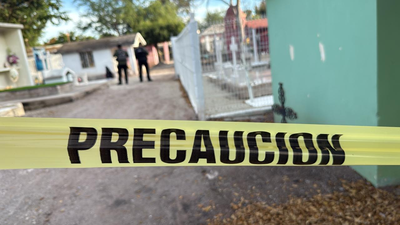 $!Hallan restos humanos arrojados en el panteón de la sindicatura de El Tamarindo, al norte de Culiacán