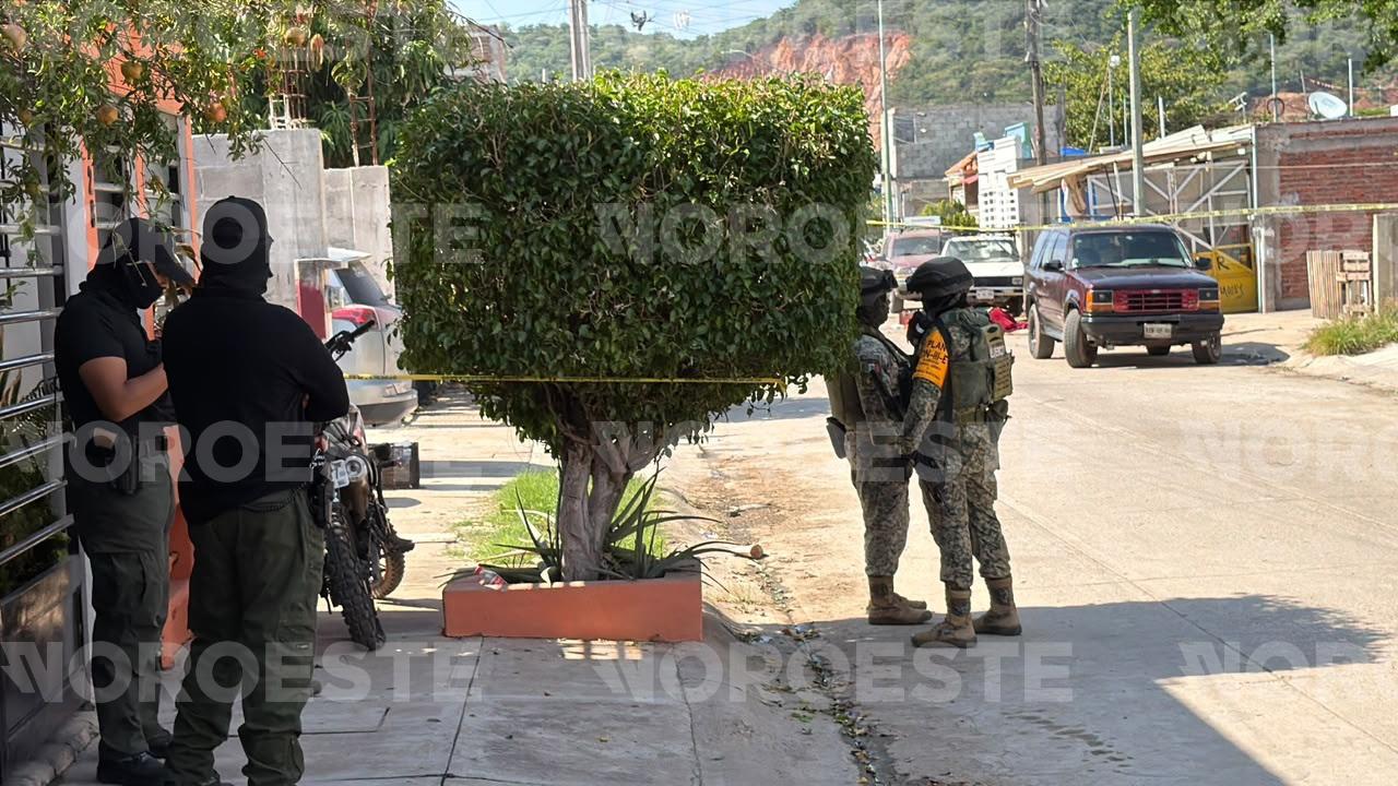 $!Asesinan a balazos a propietario y mecánico de un taller de motos en Mazatlán