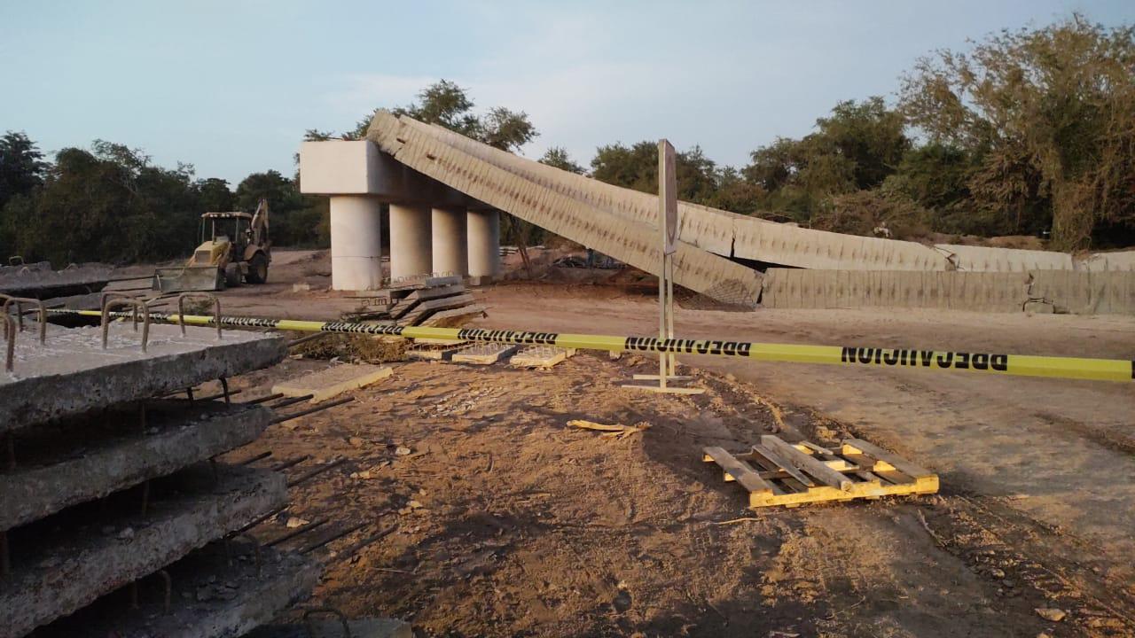 $!Colapsan vigas de un tramo del puente El Quelite, en Mazatlán