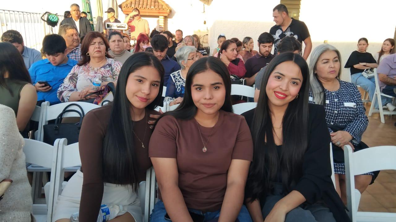 $!Joana Medina, Melisa Medina e Itzel Peralta.