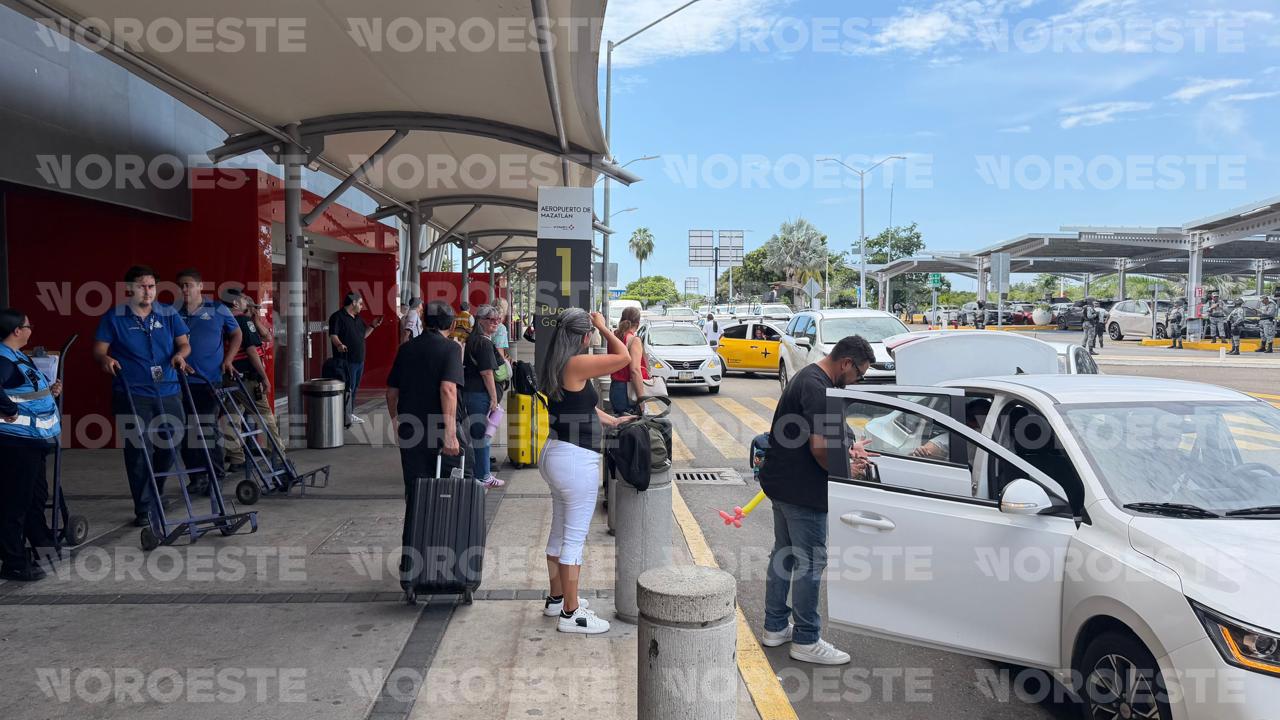 $!Balacera y persecución se registra en la zona del aeropuerto en Mazatlán
