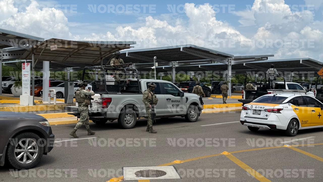$!Balacera y persecución se registra en la zona del aeropuerto en Mazatlán