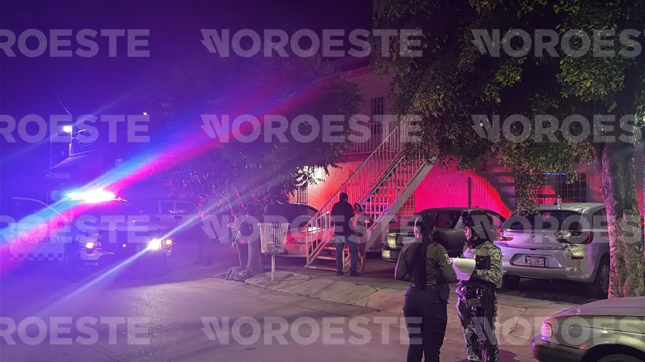 $!Balean a una mujer dentro de su departamento en la colonia Tierra Blanca, en Culiacán