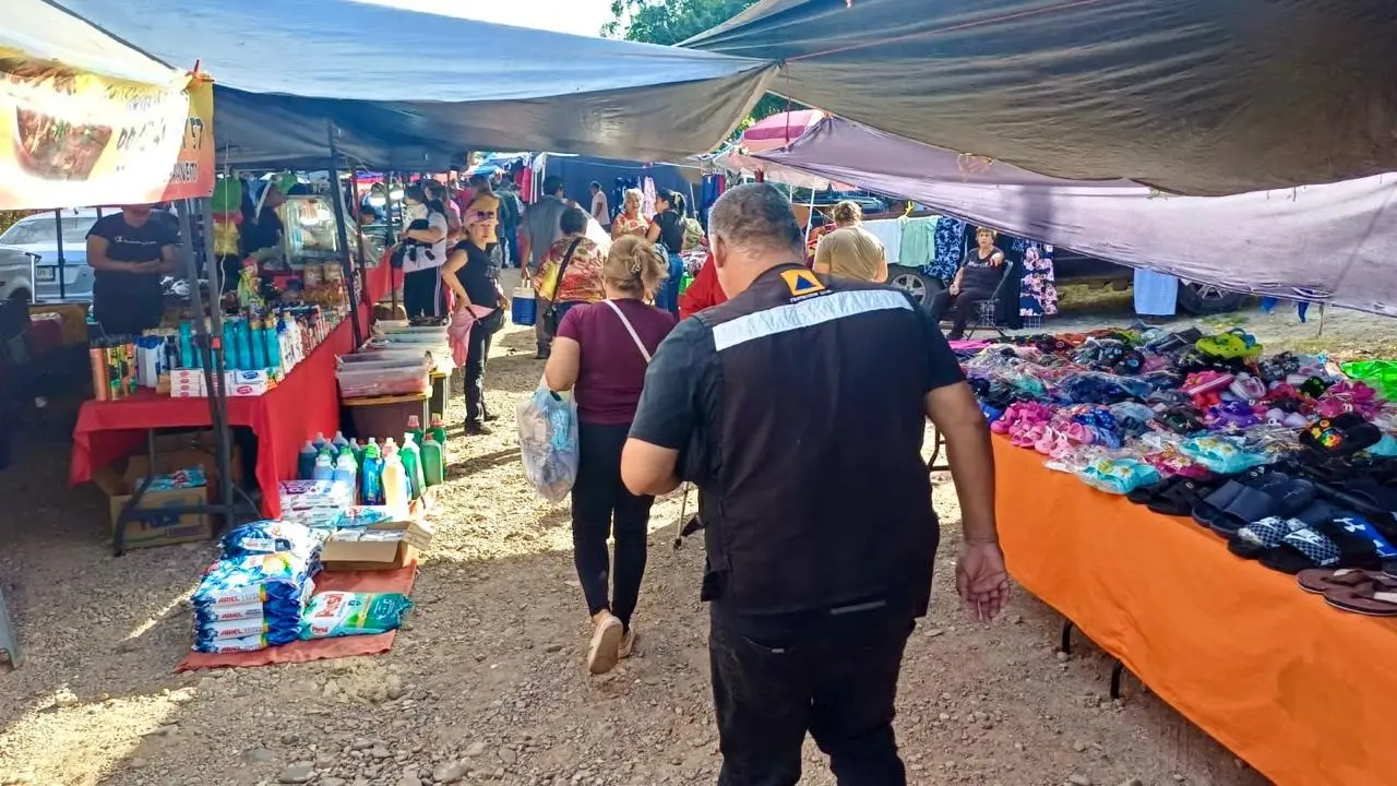 $!Saca Protección Civil 20 kilos de pirotecnia de las calles de Culiacán