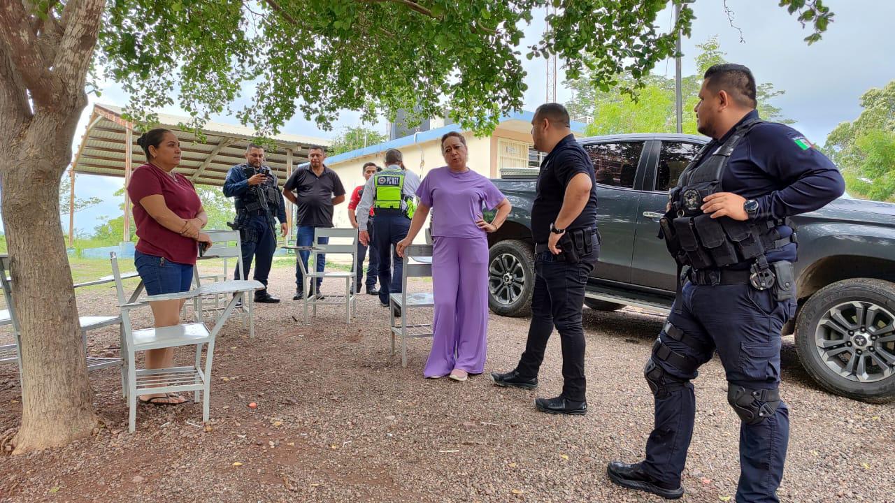 $!Habilitan refugios temporales en Mazatlán por ‘Norma’; llegan cuatro vecinos y tres mascotas