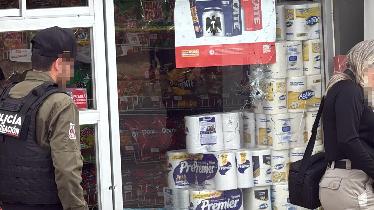 $!Tienda y gasolinera resultan baleadas en Costa Rica, Culiacán