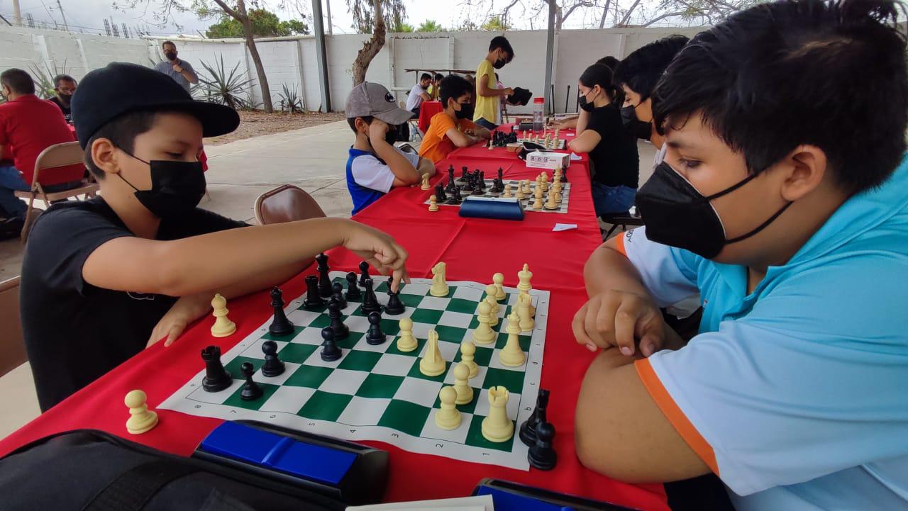 $!Surgen los 4 reyes del Torneo de Ajedrez Jaque Mate a las Drogas