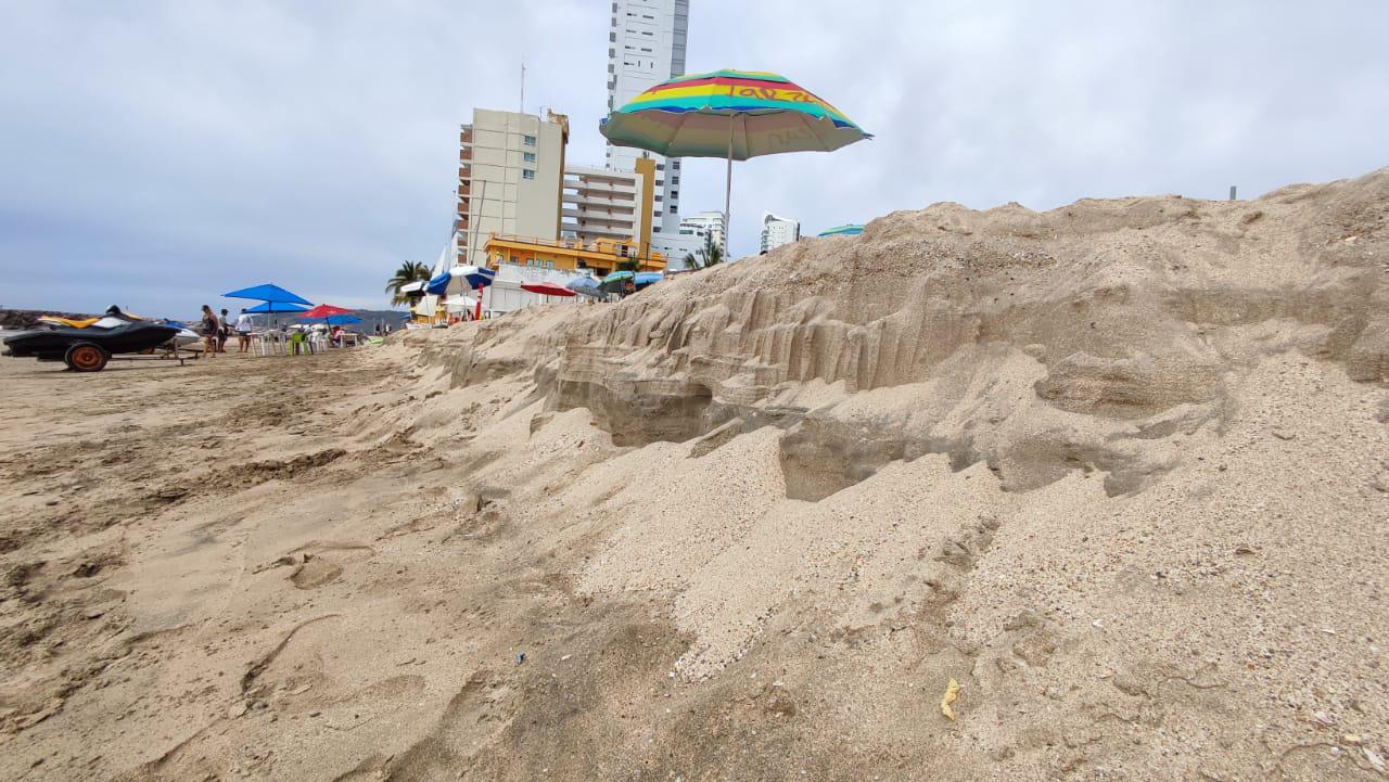 $!El mar de fondo ‘se come’ zonas de playa en Mazatlán