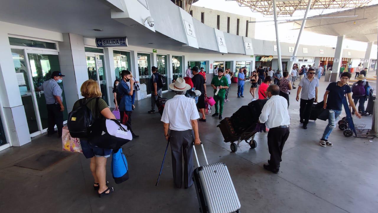 $!Leave the third week of July 95% hotel occupancy in Mazatlan; Central Trucking registers a lot of movement