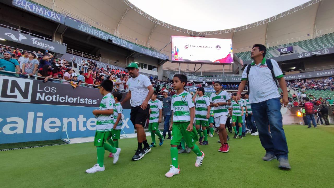 $!Inauguran en el Kraken Copa Mazatlán de Futbol 11 2022