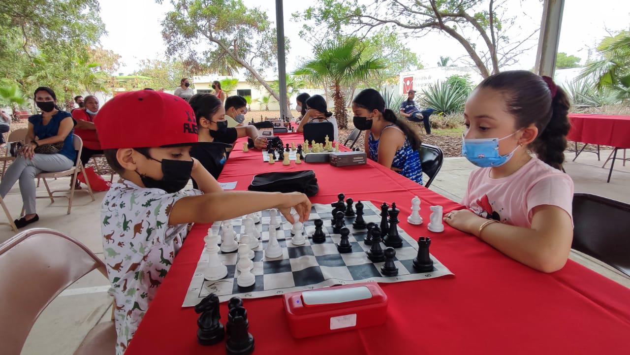 $!Surgen los 4 reyes del Torneo de Ajedrez Jaque Mate a las Drogas