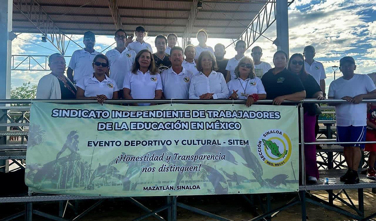 $!Celebra SITEM a docentes del sur de Sinaloa con actividades deportivas y culturales