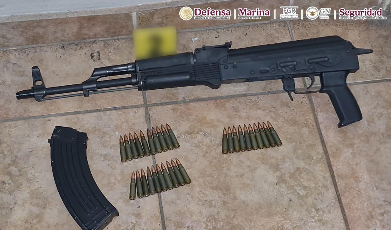 $!Detienen a líder criminal en Tijuana y aseguran fentanilo, armas y dos inmuebles