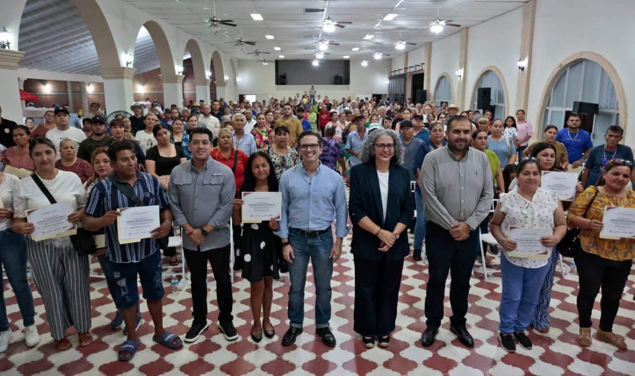 $!Equipa Sinaloa fortalece el trabajo de hombres y mujeres productivas: Graciela Domínguez