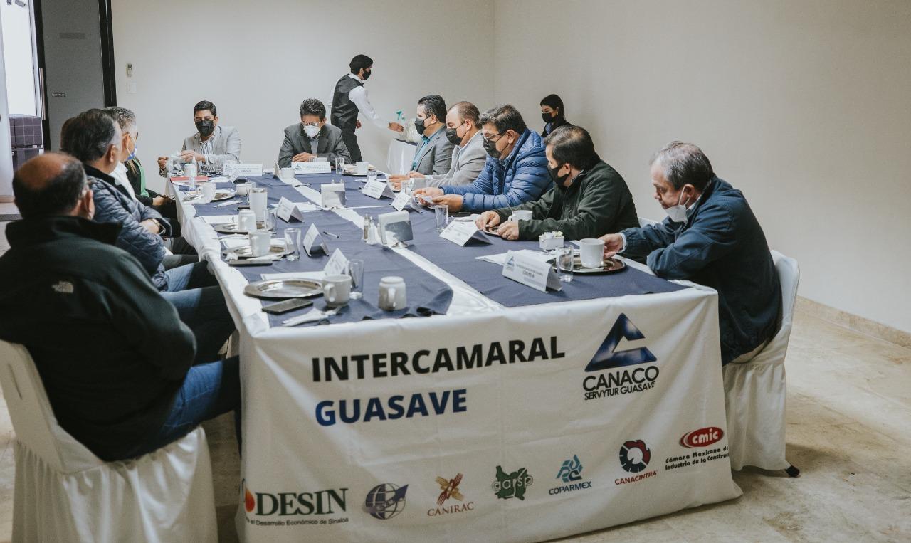 $!Intercamaral Guasave exige que presupuesto vaya a necesidades sociales, no a aumentos de regidores