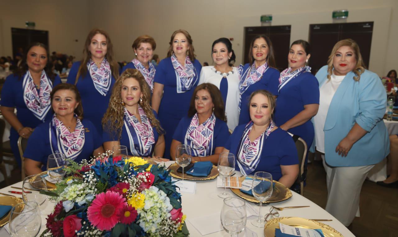 $!Mujeres empresaria del Capítulo de Los Mochis.