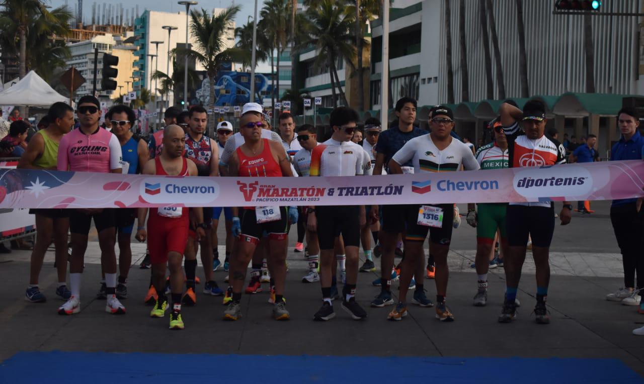 $!Inicia la fiesta del Gran Triatlón Pacífico 2023